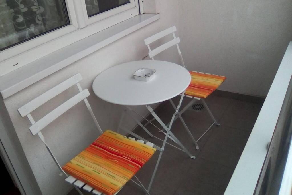 Apartman Bulevar Nowy Sad Zewnętrze zdjęcie